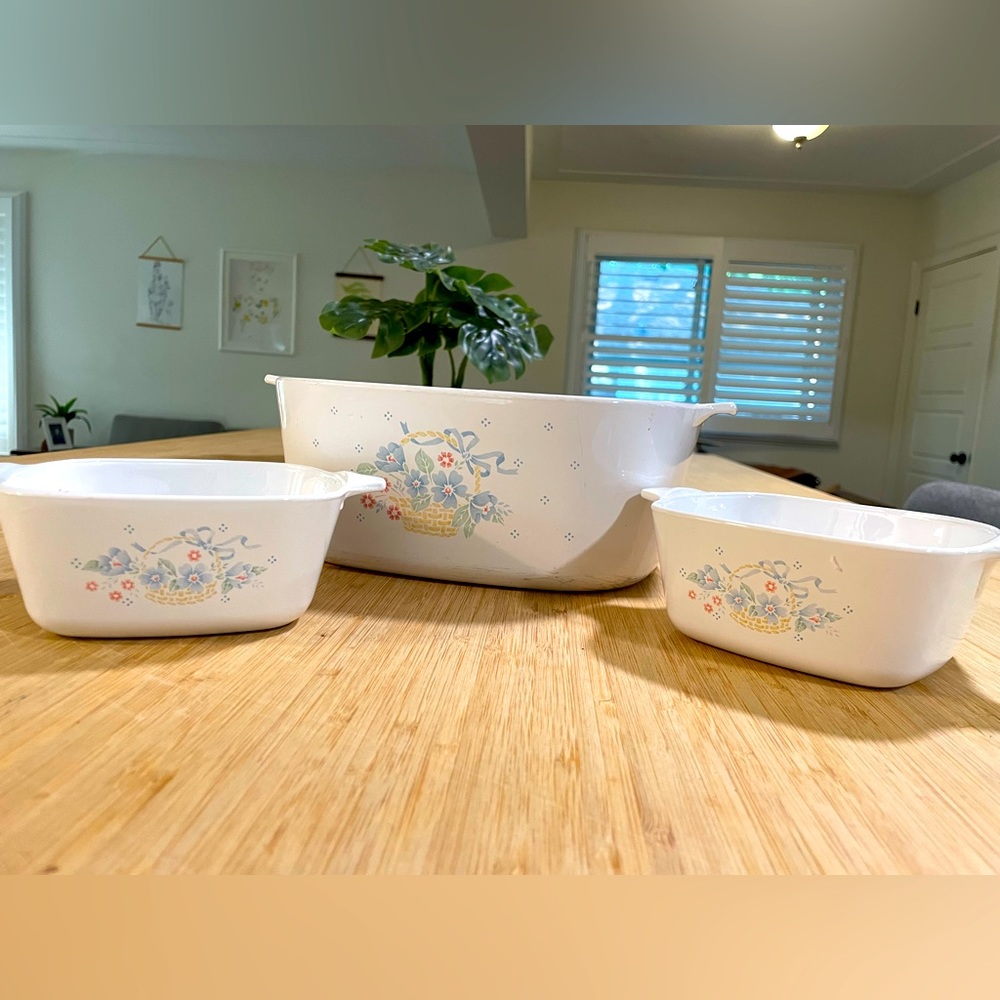 Vintage Corningware set